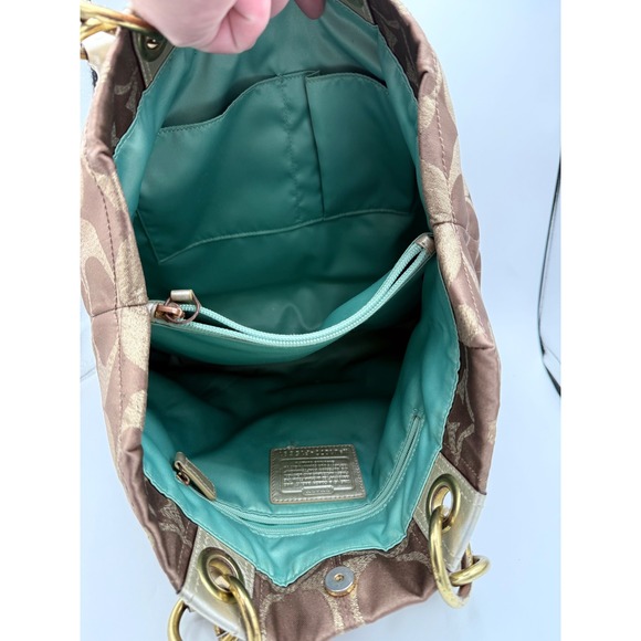 Coach Hampton Signature‎ C Logo Tote + Matching Wallet - Picture 6 of 16